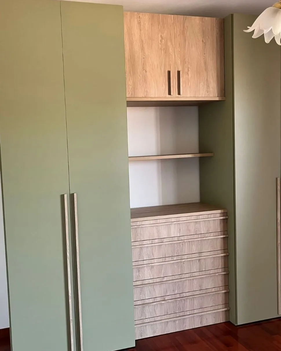 Armadio 6 ante battenti e 6 cassetti Cristian linea Volo disponibile in 2 misure e 15 colori