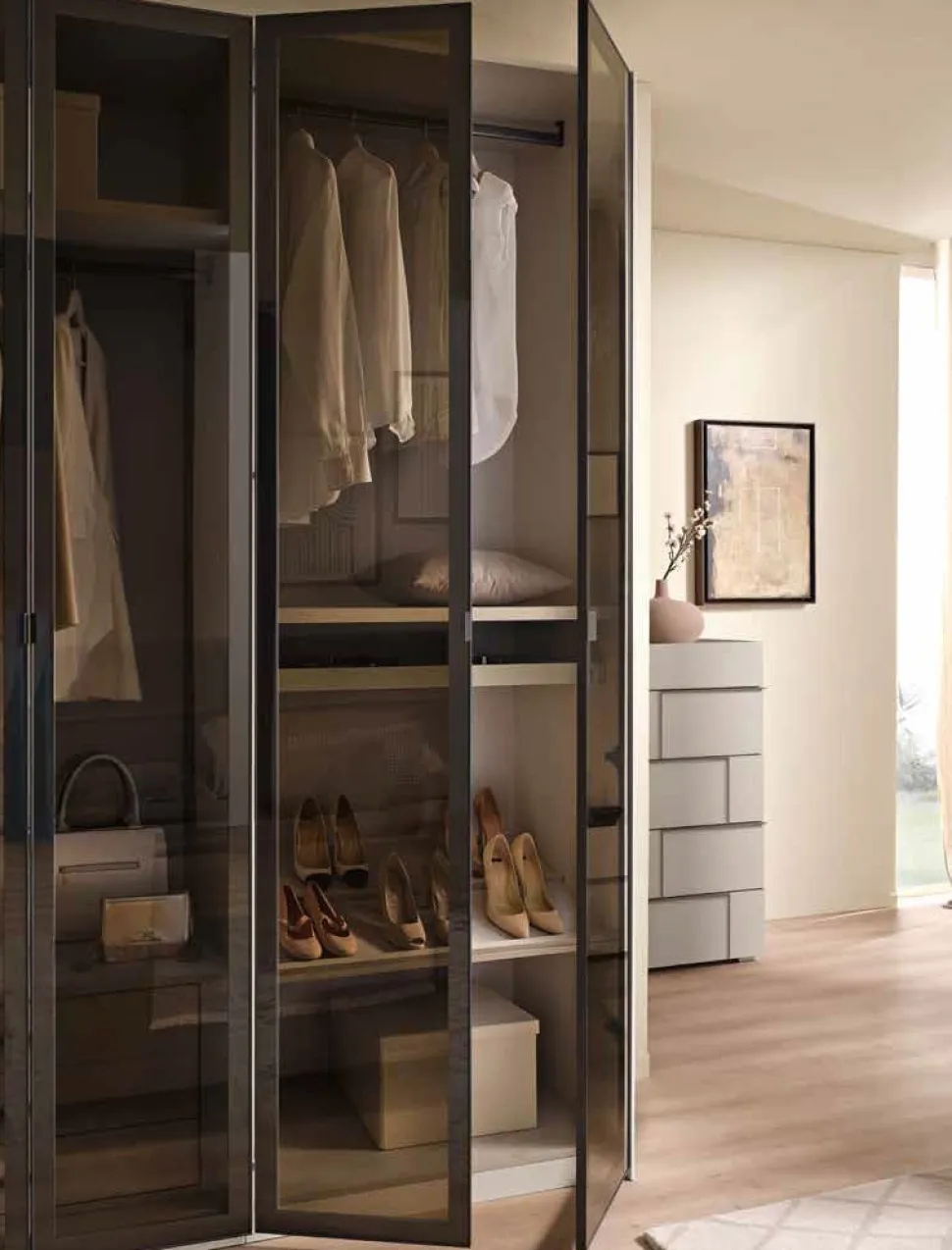Armadio 4 ante battenti in vetro Brown con telaio in alluminio colore ossido linea Domino