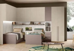 Armadio a ponte angolare salvaspazio con doppio letto contenitore in Noce biondo, Orzo e Verde salvia disponibile in 2 misure e vari colori