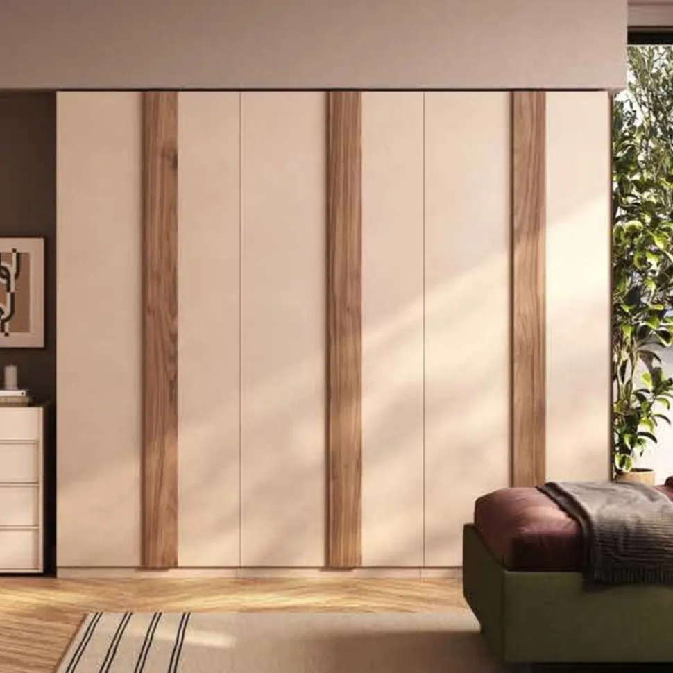 Armadio battente componibile con maniglia a tutta altezza in finitura Cashmere e Rovere Mercure disponibile in 5 misure