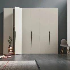 Armadio battente componibile con maniglia a incasso integrata Iris disponibile in varie misure e colori