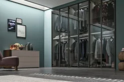 Armadio battente componibile con ante in vetro e telaio in alluminio disponibile in varie misure e colori