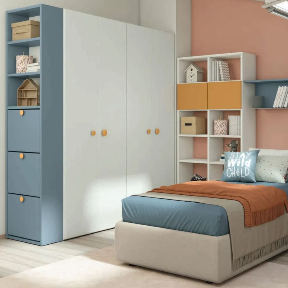 Armadio battente con scarpiera integrata disponibile in 2 misure e 13 colori