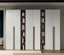 Armadio Berry 6 ante battenti con libreria linea Domino finitura Noce Naturale