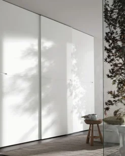 Armadio componibile ante scorrevoli con maniglia integrata Nilo disponibile in varie misure e colori