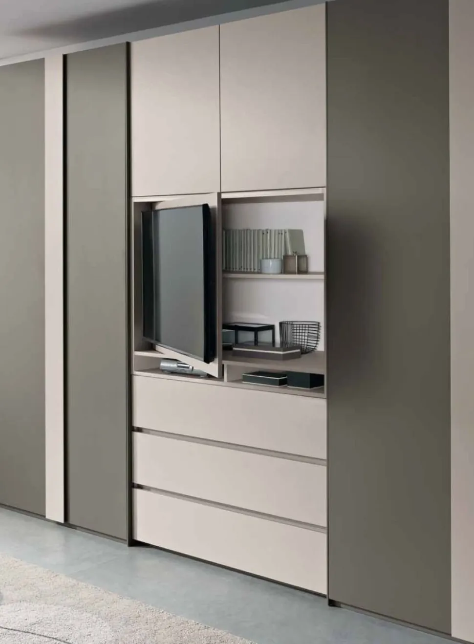 Armadio con ante battenti e vano girevole Porta Tv linea Domino disponibile in vari colori