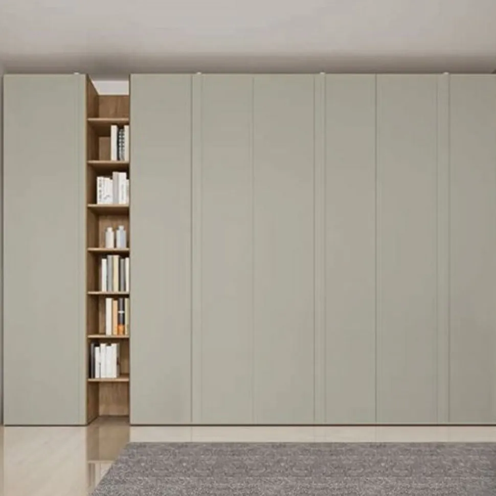 Armadio con maniglia a tutta altezza con ante battenti e libreria disponibile in 2 misure