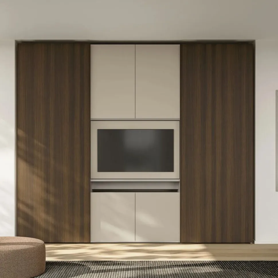 Armadio con vano Tv girevole con ante scorrevoli e battenti disponibile in 2 misure e 20 colorazioni