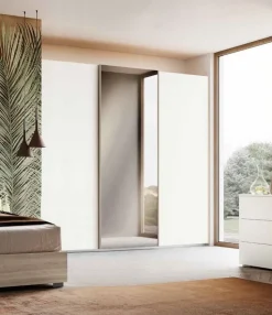 Armadio scorrevole moderno finitura Rovere con 3 ante e specchio centrale Amanda disponibile in 2 misure e vari colori