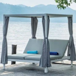 Baldacchino Daybed Matrimoniale struttura in Alluminio Bianco e Tessuti Grigio Chiaro
