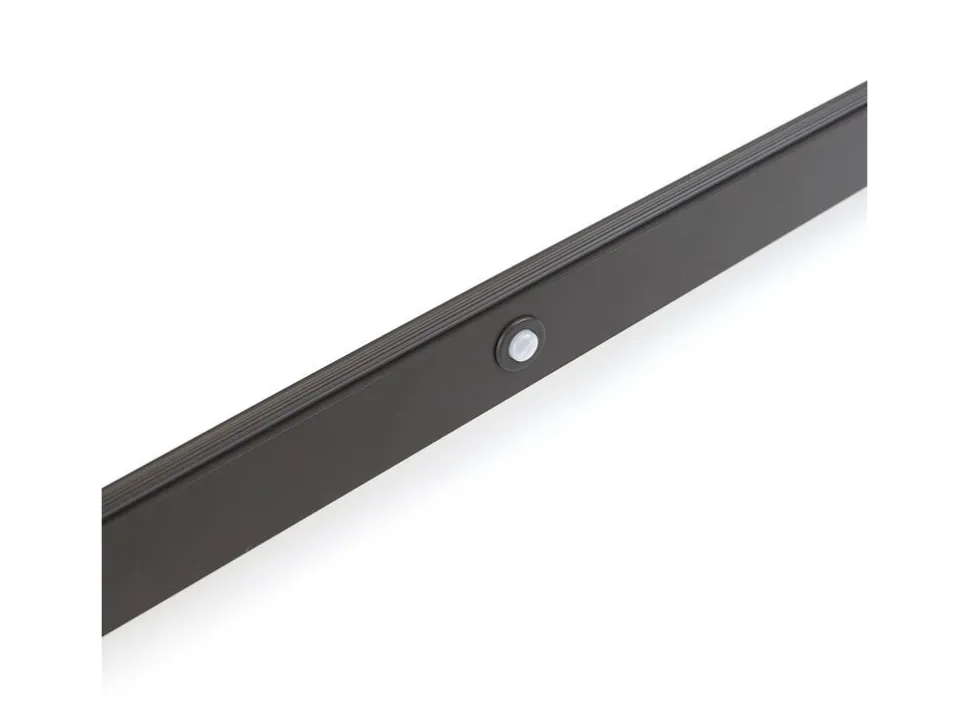Barra Appendiabiti per armadi con luce LED Castor, batteria estraibile e sensore di movimento,in Tecnoplastica e alluminio