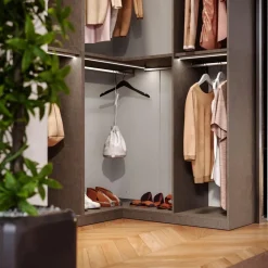 Cabina armadio angolare a vista finitura Cashmere disponibile in 4 colori
