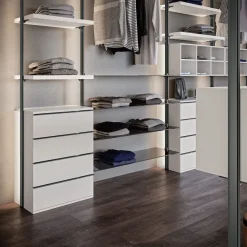 Cabina Armadio con pali in alluminio, mensole e cassettiera persoanlizzabili Sole