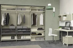 Cabina Armadio lineare componibile con schienale Robert disponibile in 3 altezze e 26 colori