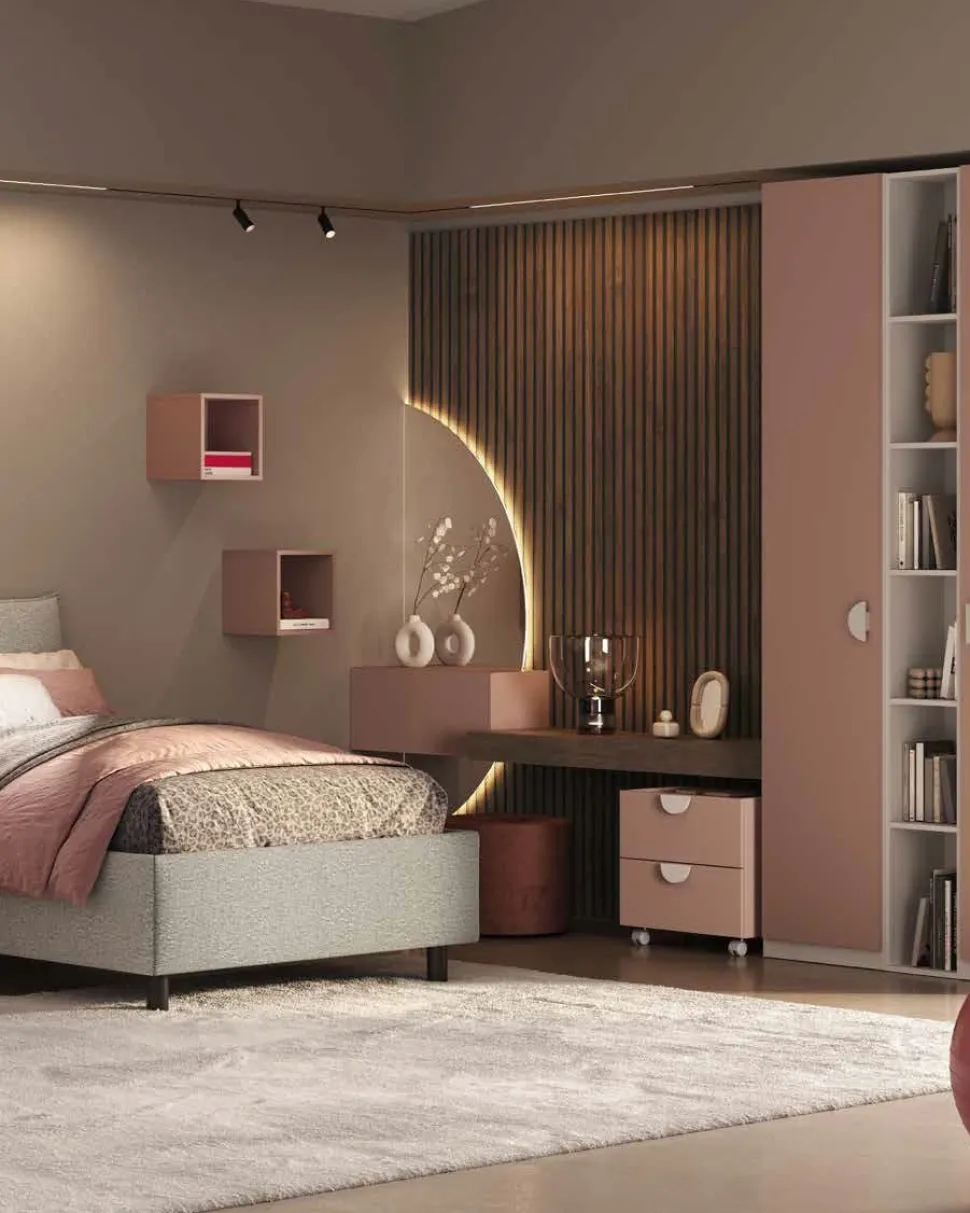 Cameretta completa con Armadio Scorrevole, Battente e Libreria Bianco Opaco e Rosa Flamingo