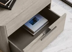 Cassettiera moderna 3 cassetti in Rovere Gessato con maniglia disponibile in 2 colori