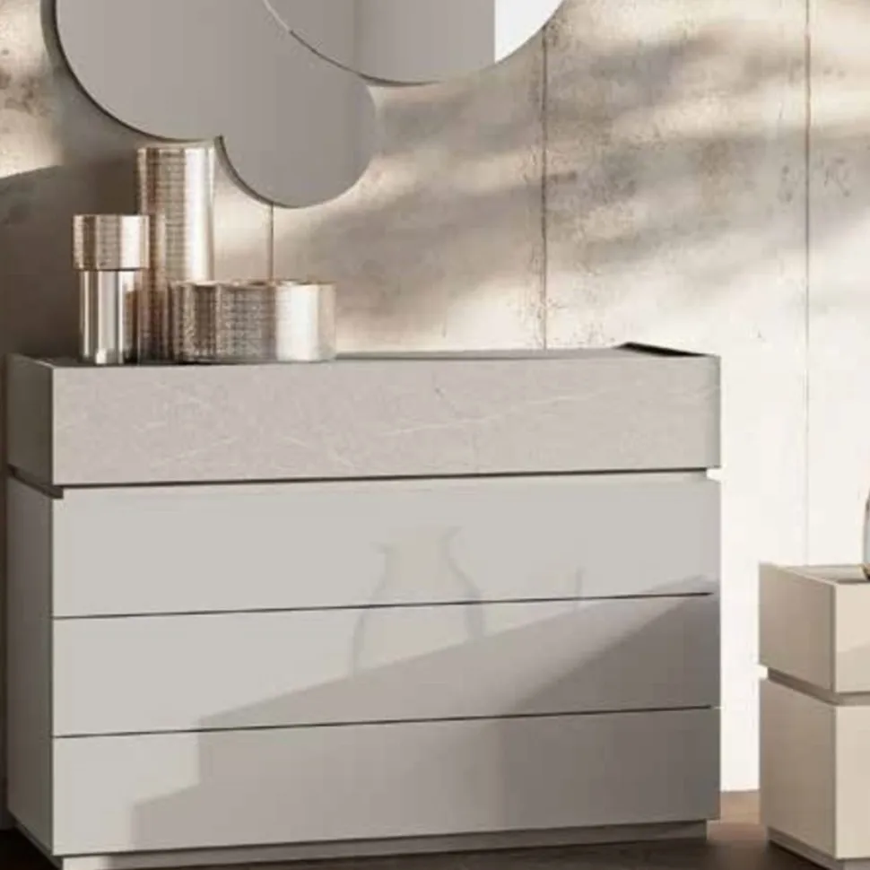 Comò moderno 4 cassetti senza maniglie Idea disponibile in vari colori