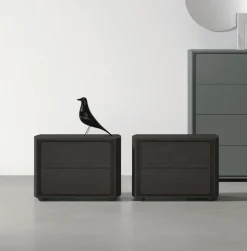 Comodino a 2 cassetti con presa maniglia laterale Melia disponibile in vari colori