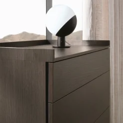 Comodino a 2 cassetti con top a vassoio Calipso disponibile in vari colori