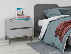 Comodino 2 cassetti con maniglie a gola Bolt linea Volo disponibile in vari colori