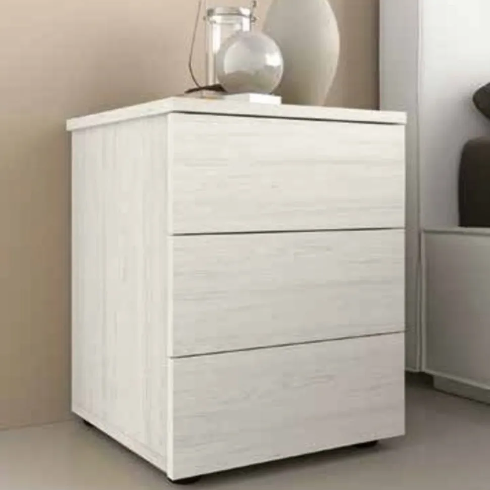 Comodino 3 cassetti senza maniglie Ego disponibile in vari colori