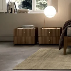 Comodino con 2 cassetti modello Elias Linea Lotto disponibile in 16 colori