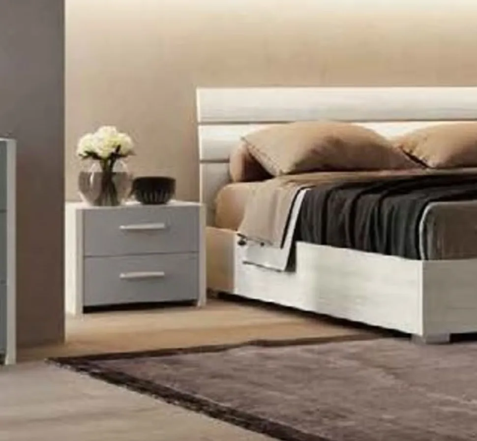Comodino moderno 2 cassetti con maniglia in MDF rivestito Erika disponibile in vari colori