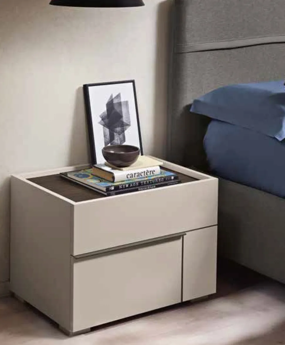 Comodino moderno 2 cassetti con maniglia ergonomica disponibile in vari colori Morgan linea Domino