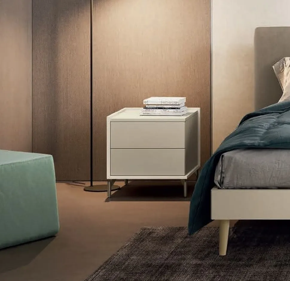 Comodino retrofinito con 2 cassetti modello Slot Linea Lotto disponibile in 16 colori