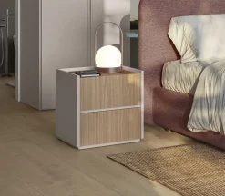 Comodino retrofinito Logan con 2 cassetti Linea Lotto disponibile in 20 colori