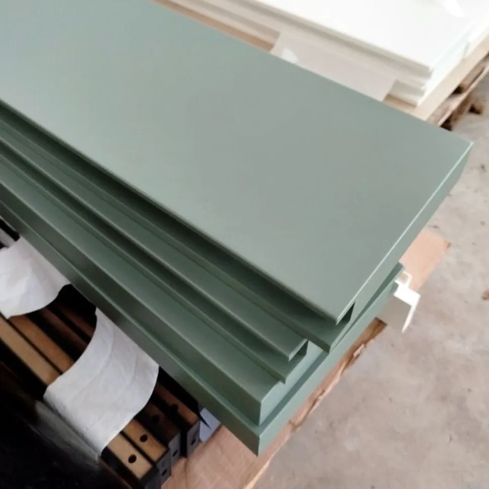 Consolle allungabile colore Verde scuro modello Pulcinella laccato lucido o opaco 3 mt