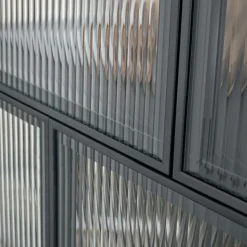 Credenza 4 ante in vetro cannetè trasparente o fumè Nina linea Nais disponibile in vari colori