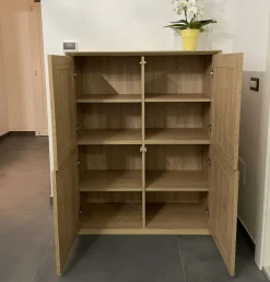 Credenza moderna in Bianco opaco e Rosso Porpora 4 ante senza maniglia linea Tilt