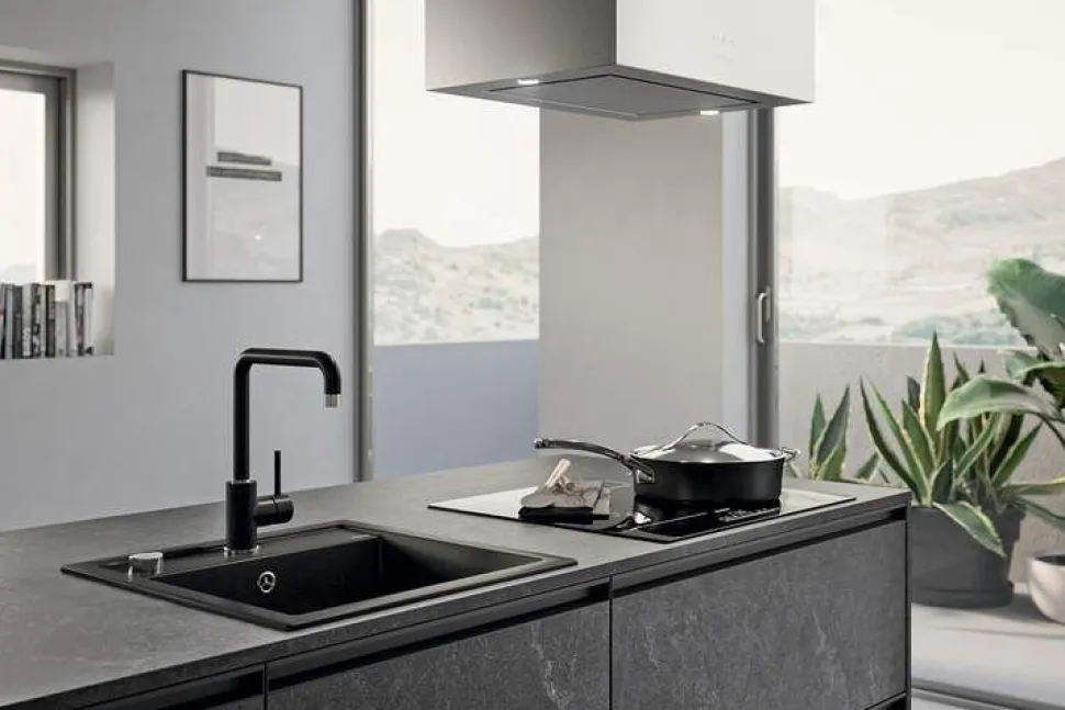 Cucina Moderna Kyra Swing ad Isola personalizzabile
