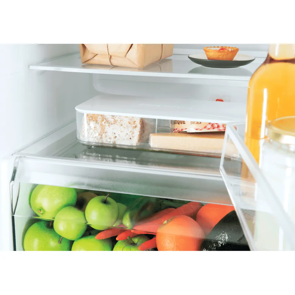 Frigorifero combinato da incasso Hotpoint BCB70301