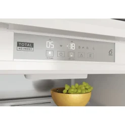 Frigorifero combinato da incasso Whirlpool WHC18T573