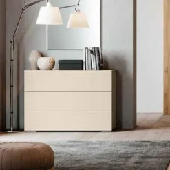 Gruppo notte moderno senza maniglie Mary disponibile in vari colori