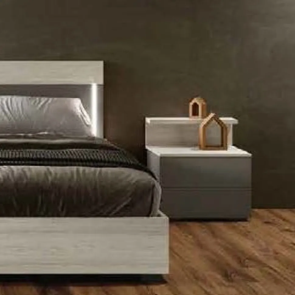 Gruppo notte moderno senza maniglie Mary disponibile in vari colori