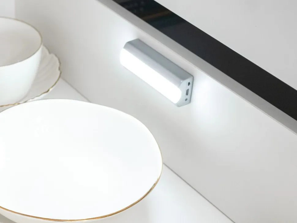 Illuminazione a LED Rigel ricaricabile con USB per cassetti interni con sensore di vibrazione