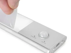 Lampada LED ricaricabile con USB Kaus con sensore di movimento disponibile in 3 misure