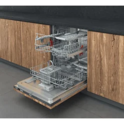 Lavastoviglie Hotpoint HI5010C a scomparsa Totale 13 coperti