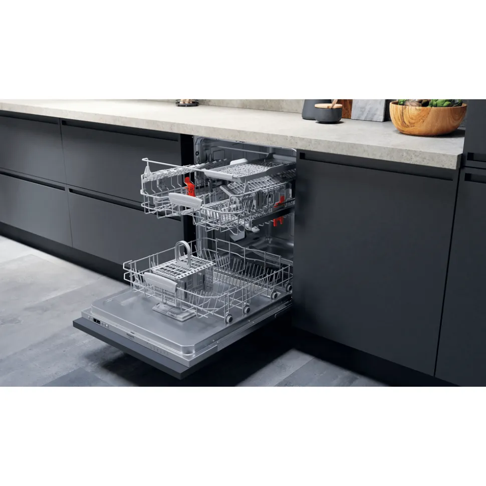 Lavastoviglie Hotpoint HIS5020C a scomparsa Totale 14 coperti