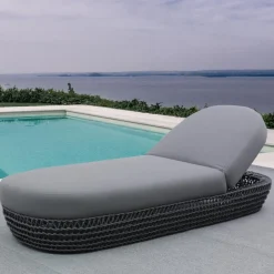 Lettino prendisole Couch disponibile in 2 colori