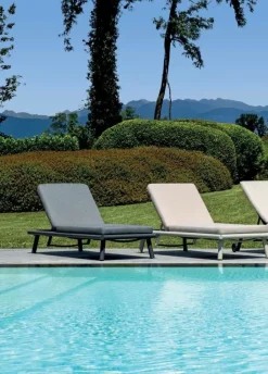 Lettino Prendisole Taormina in Alluminio con cuscino Idrorepellente in 2 colori