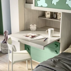 Letto a castello con scrivania estraibile linea Colorfull finitura Cenere Wood, Salvia e Lattementa