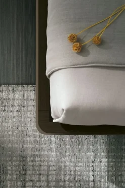 Letto con inserto in tessuto matrimoniale Dorian disponibile in 2 misure e vari colori