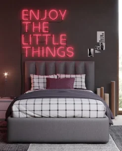Letto contenitore una piazza e mezza Linda linea Fly imbottito in tessuto