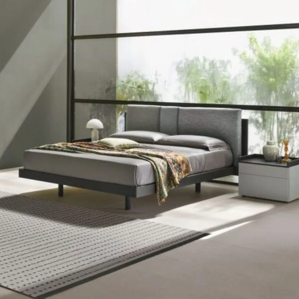 Letto con testiera imbottita a 3 cuscini matrimoniale Nico03 disponibile in 2 misure e vari colori
