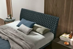 Letto con testiera trapuntata imbottito in tessuto matrimoniale Carla disponibile in 2 misure vari colori