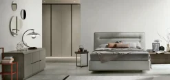 Letto imbottito in tessuto matrimoniale Task disponibile in vari colori